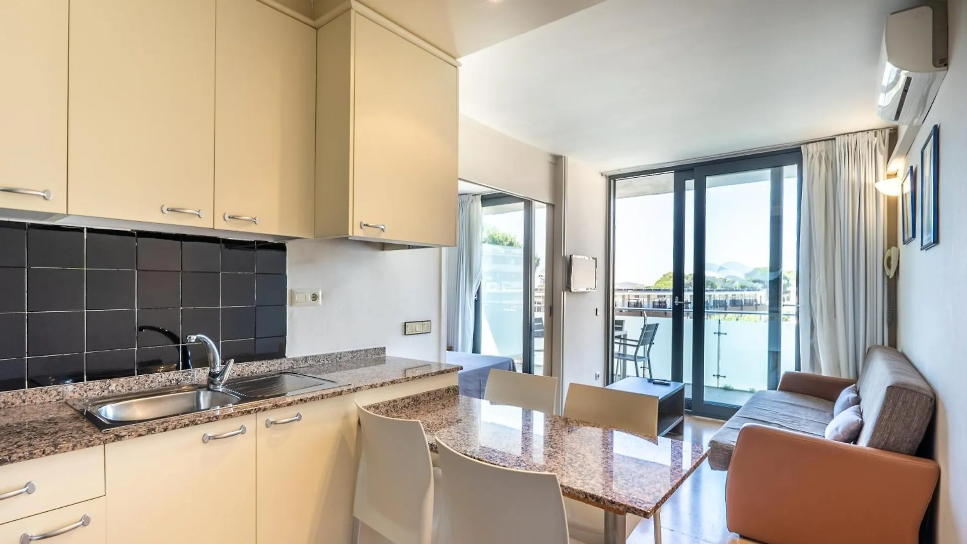 Bertur Comtat Sant Jordi Apartamento Platja d'Aro